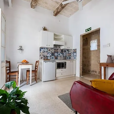 Cosy Hideaway * Il-Furjana